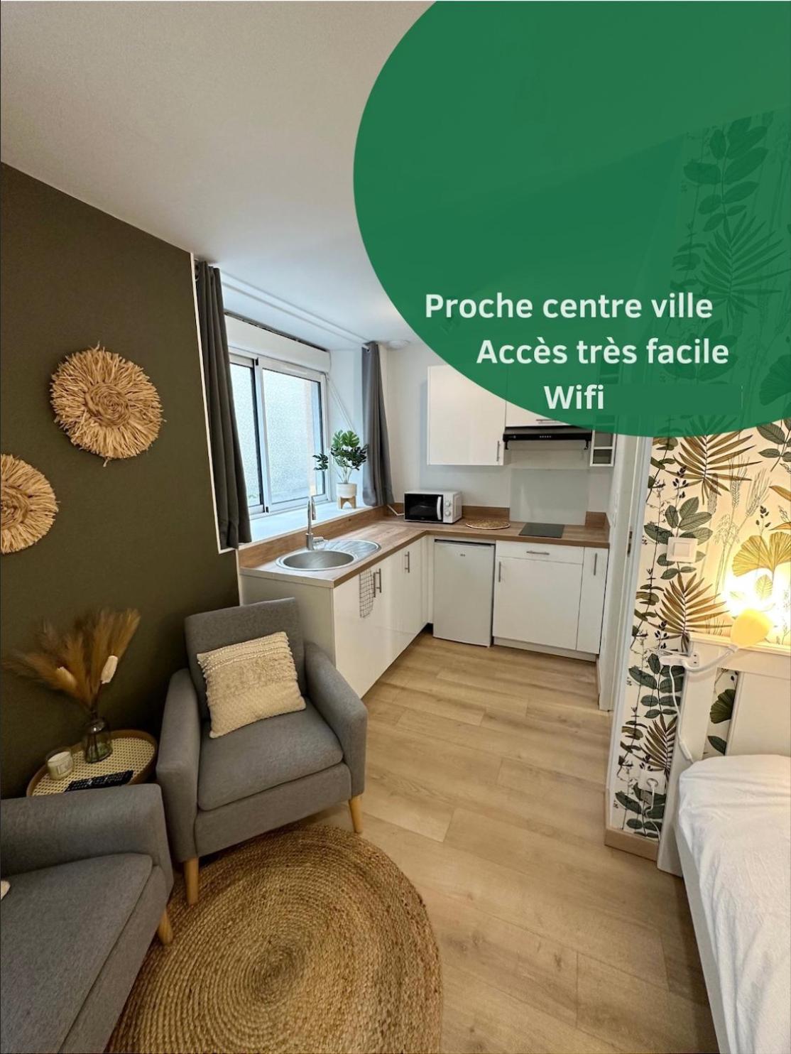 Le Vegetal / Nay Centre 아파트 외부 사진